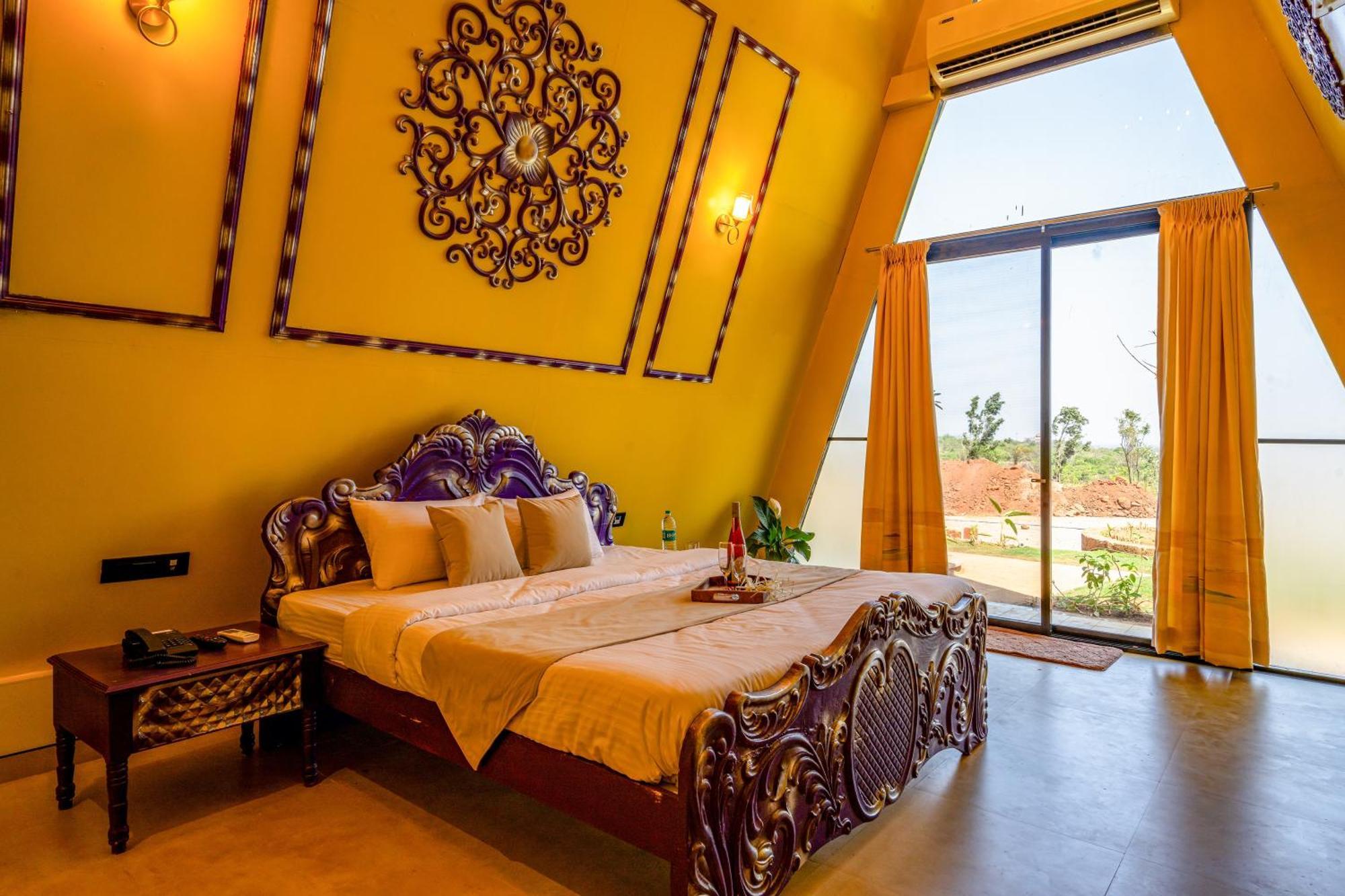 Dio Regaalo Theme Resort, Ratnagiri Luaran gambar