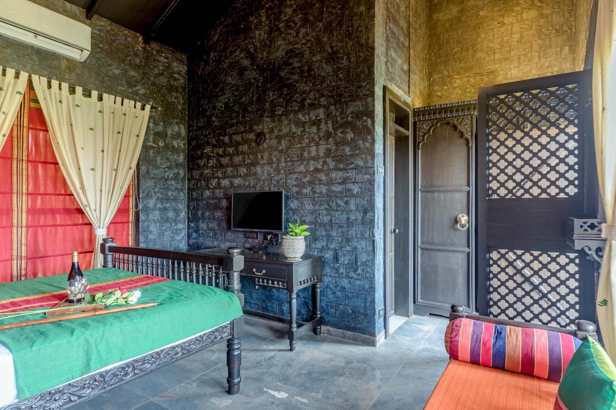 Dio Regaalo Theme Resort, Ratnagiri Luaran gambar